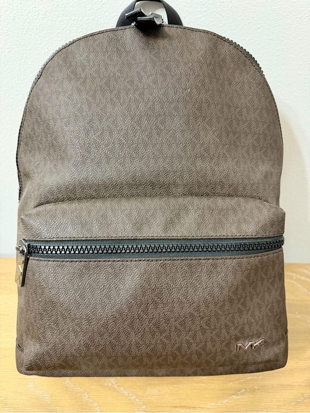 Michael Kors Logo Backpack - Picture 2 of 9
